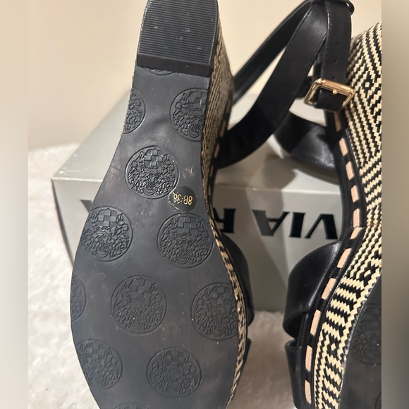 Vince Camino Strappy Platforms - Picture 11 of 11